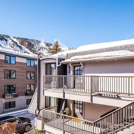 Chateau Dumont Unit 11, Contemporary Condo With A Great Downtown Location Aspen Bagian luar foto